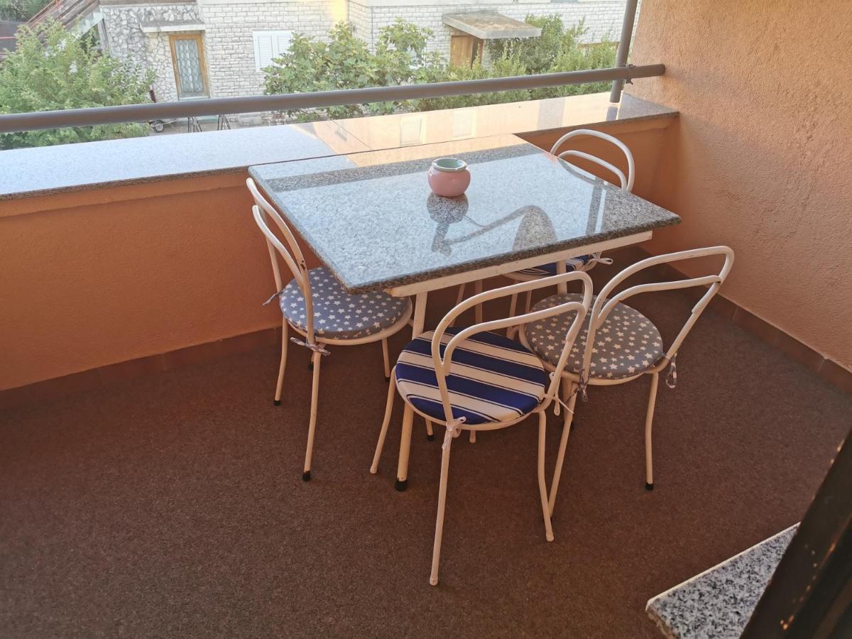 Near By Everything Vodice Exterior foto