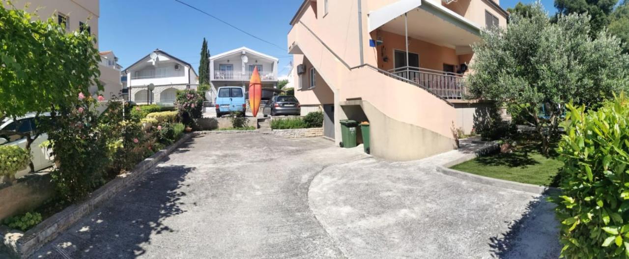 Near By Everything Vodice Exterior foto